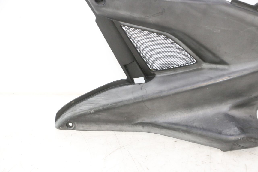 photo de TAPA BAJO ASIENTO IZQUIERDA MBK NITRO 50 (2004 - 2008) - Detalles de los puntos de fijación