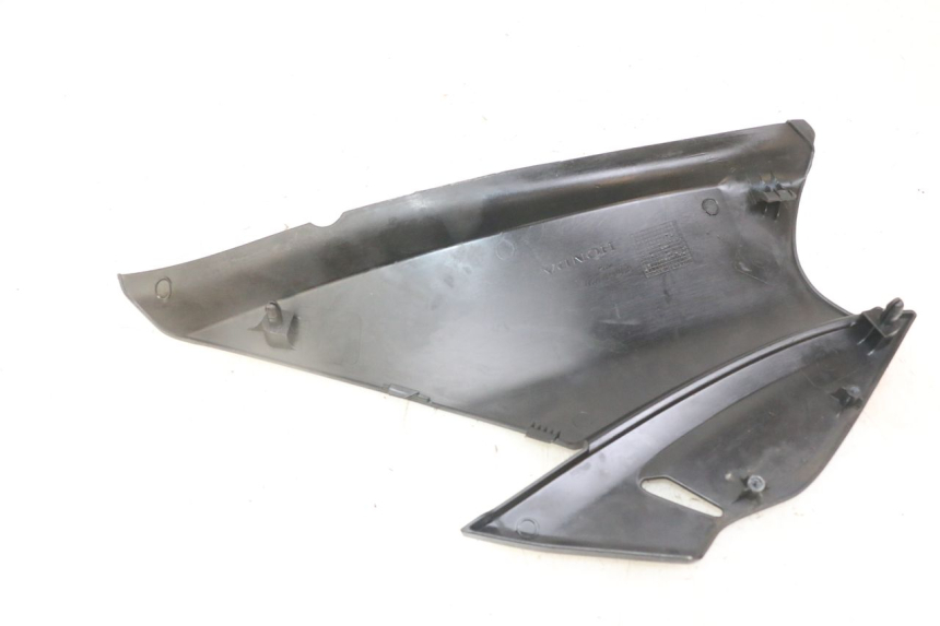 photo de TAPA BAJO ASIENTO IZQUIERDA HONDA NTV DEAUVILLE ABS 700 (2007 - 2016) - Vista general del producto