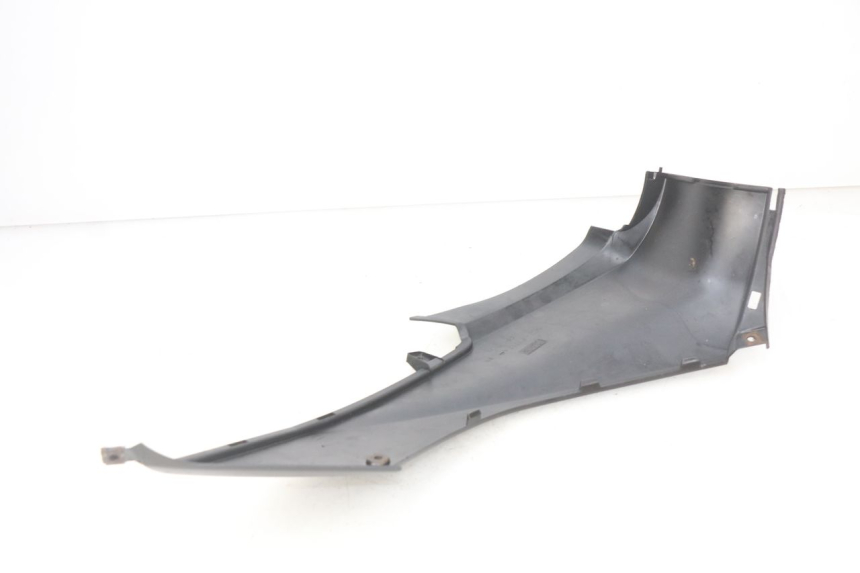 photo de TAPA DEBAJO DEL ASIENTO IZQUIERDO MBK OVETTO 2T 50 (2007 - 2017) - Zoom estado de uso