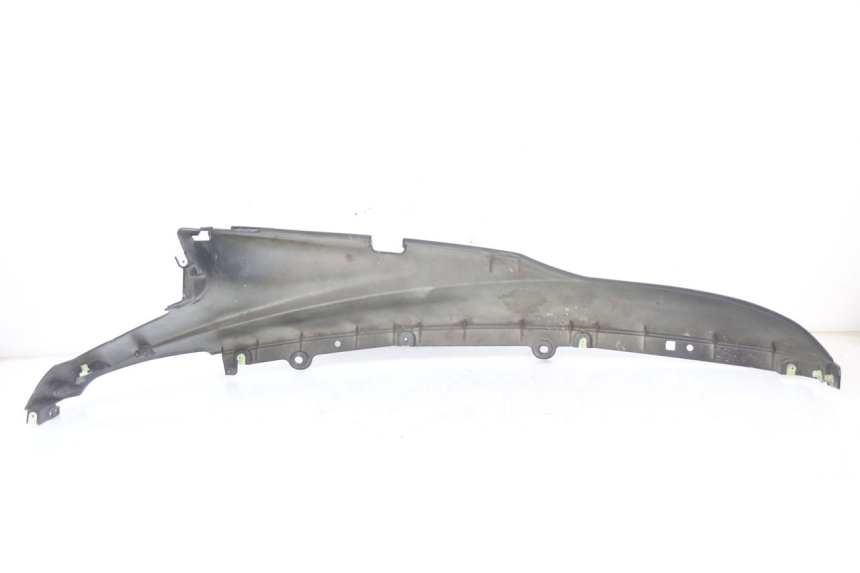 photo de TAPA DEBAJO DEL ASIENTO IZQUIERDO PEUGEOT DJANGO 125 (2014 - 2017) - Vista general del producto