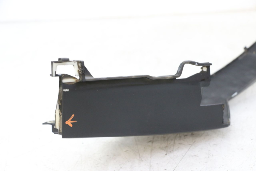 photo de TAPA BAJO ASIENTO IZQUIERDA PEUGEOT SPEEDFIGHT 3 LC 2T 50 (2009 - 2015) - Vista general del producto