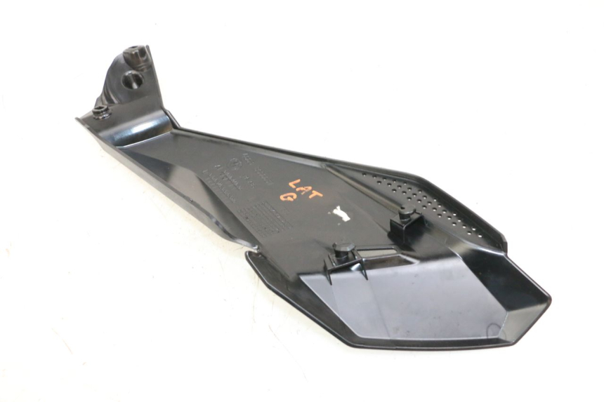 photo de TAPA BAJO ASIENTO IZQUIERDA BMW R GS 1250 (2021 - 2024) - Zoom estado de uso