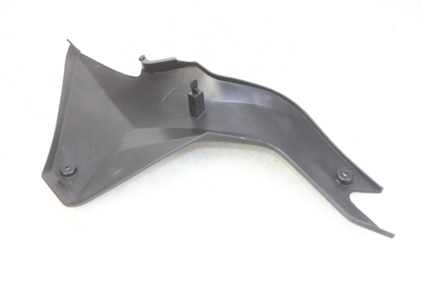 photo de TAPA DEBAJO DEL ASIENTO IZQUIERDO YAMASAKI RAPTOR 50 (2013 - 2018) - Otra perspectiva