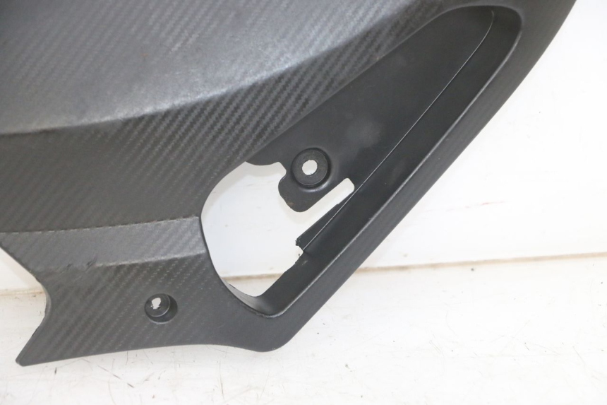 photo de TAPA BAJO ASIENTO IZQUIERDA GILERA RUNNER SL 50 (2006 - 2009) - Recambio usado revisado