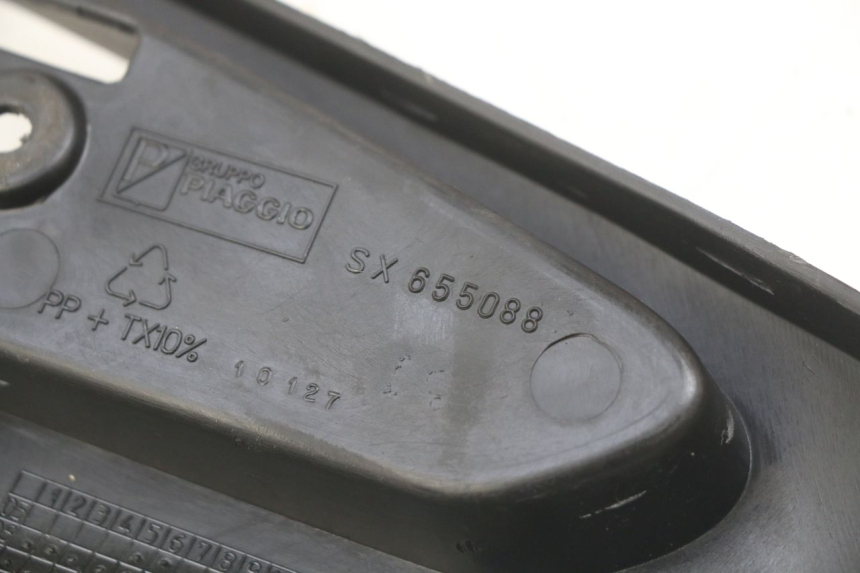 photo de TAPA DEBAJO DEL ASIENTO IZQUIERDO GILERA RUNNER SP 50 (2009 - 2017) - Zoom estado de uso