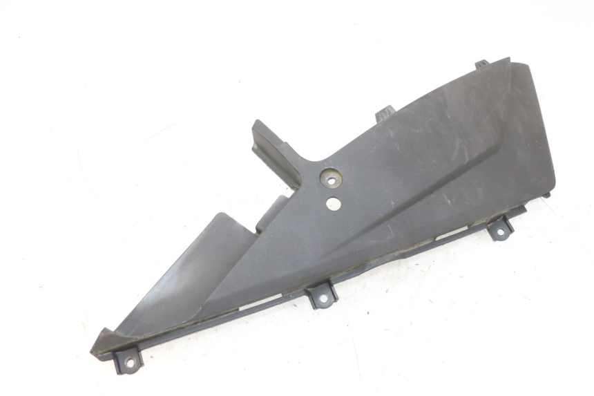 photo de TAPA BAJO ASIENTO IZQUIERDA DAELIM S1 125 (2007 - 2016) - Otra perspectiva