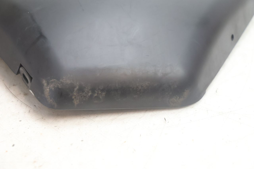 photo de TAPA BAJO ASIENTO IZQUIERDA MASH SEVENTY FIVE 125 (2013 - 2021) - Detalle de la pieza