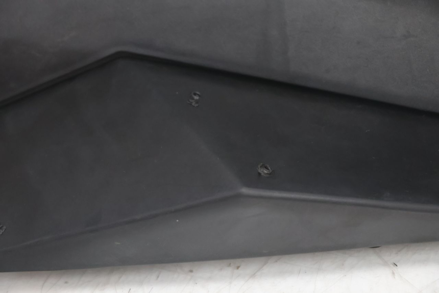 photo de TAPA BAJO ASIENTO IZQUIERDA RIDE SLASH 2T 50 (2012 - 2014) - Zoom estado de uso