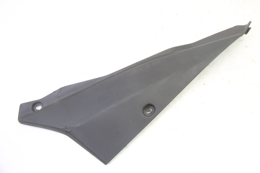photo de TAPA BAJO ASIENTO IZQUIERDA GILERA SMT SUPERMOTARD 50 (2009 - 2017) - Vista principal