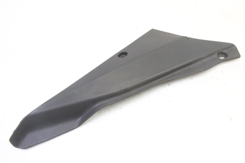 photo de TAPA BAJO ASIENTO IZQUIERDA GILERA SMT SUPERMOTARD 50 (2009 - 2017) - Vista general del producto