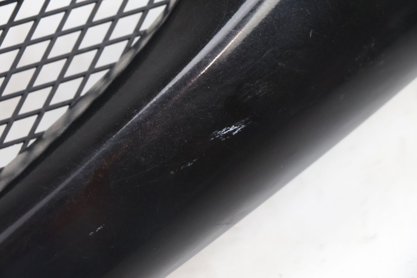photo de TAPA BAJO ASIENTO IZQUIERDA PEUGEOT SPEEDFIGHT 2 AC 50 (2000 - 2009) - Zoom estado de uso