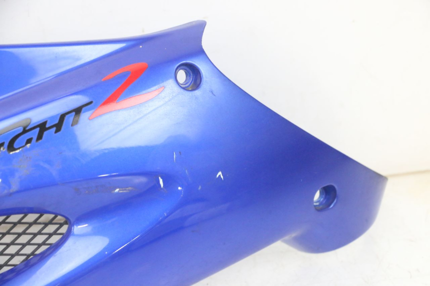 photo de TAPA BAJO ASIENTO IZQUIERDA PEUGEOT SPEEDFIGHT 2 LC 50 (2000 - 2009) - Otra vista del artículo