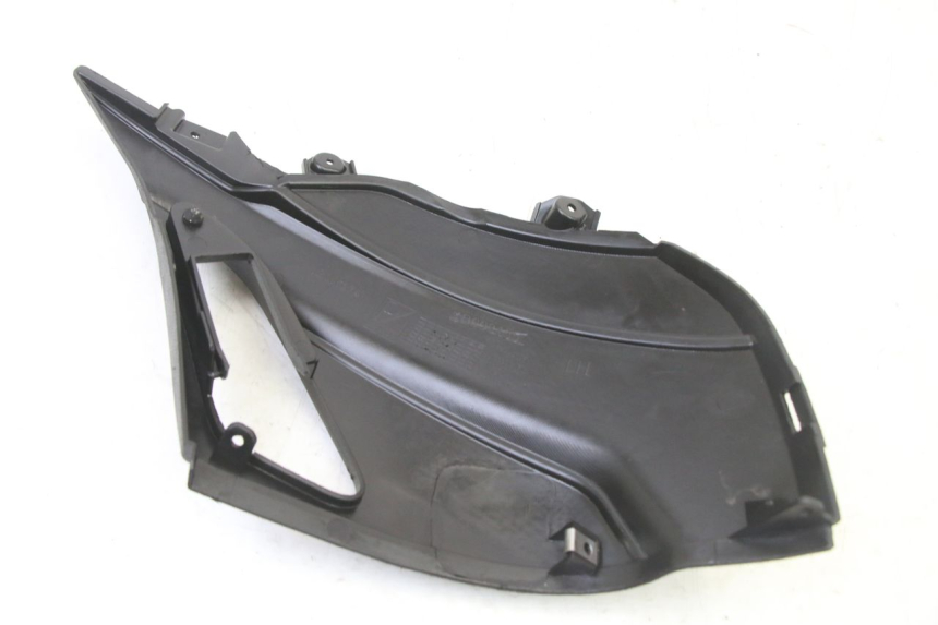 photo de TAPA BAJO ASIENTO IZQUIERDA APRILIA SR 2T 50 (2018 - 2022) - Zoom estado de uso