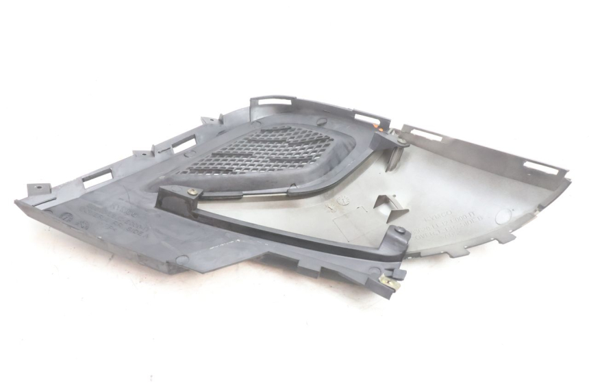 photo de TAPA BAJO ASIENTO IZQUIERDA KYMCO SUPER 8 2T 50 (2007 - 2013) - Detalles de los puntos de fijación