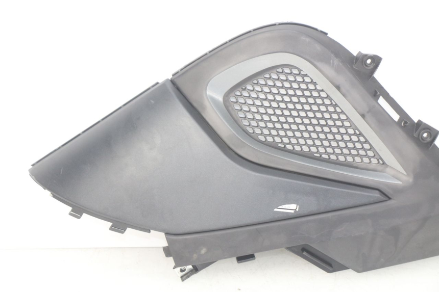 photo de TAPA BAJO ASIENTO IZQUIERDA KYMCO SUPER 8 4T 50 (2018 - 2020) - Vista general del producto