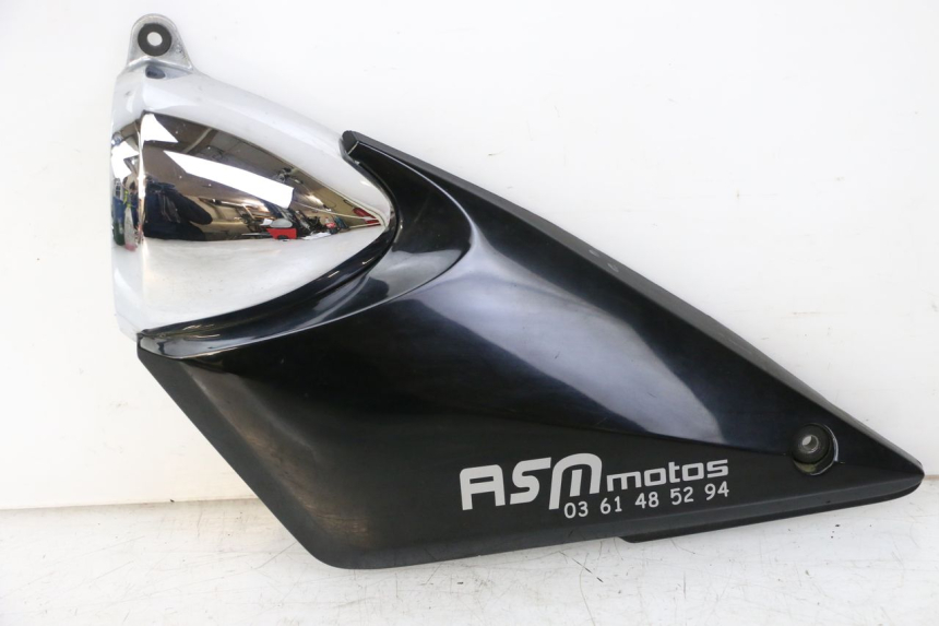 photo de TAPA DEBAJO DEL ASIENTO IZQUIERDO SUZUKI GSF S BANDIT 600 (2000 - 2004) - Vista principal