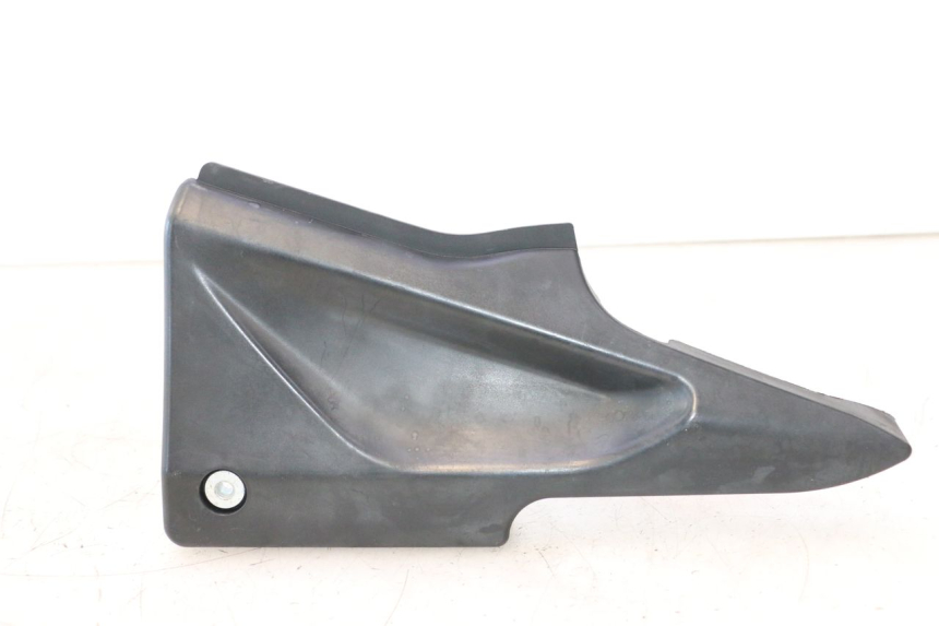 photo de TAPA BAJO ASIENTO IZQUIERDA DAELIM VJ ROADWIN 125 (2004 - 2007) - Vista principal
