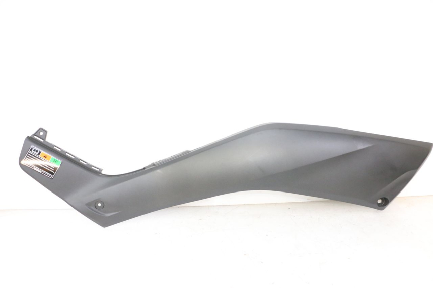 photo de TAPA BAJO ASIENTO IZQUIERDA YAMAHA XMAX X-MAX 125 (2021 - 2025) - Vista principal