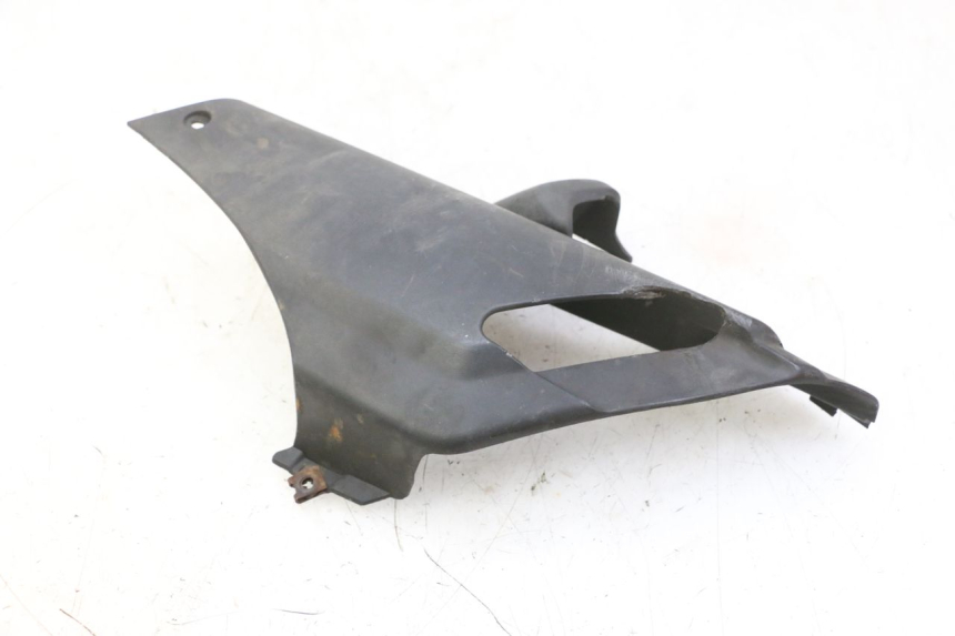 photo de TAPA DEBAJO DEL ASIENTO IZQUIERDO YAMAHA X-MAX XMAX 250 (2006 - 2009) - Primer plano técnico