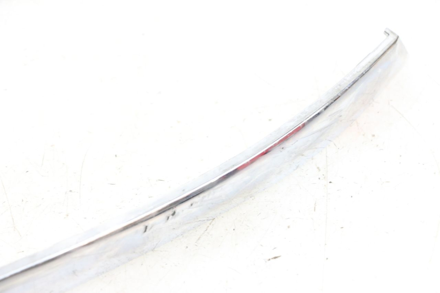 photo de TAPA BAJO ASIENTO IZQUIERDA PIAGGIO X8 125 (2004 - 2007) - Zoom estado de uso