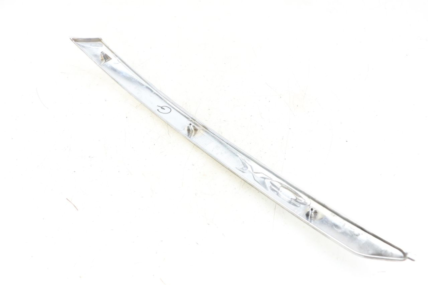 photo de TAPA BAJO ASIENTO IZQUIERDA PIAGGIO X8 125 (2004 - 2007) - Detalle de la pieza