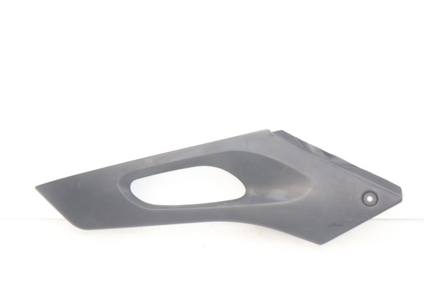 photo de TAPA BAJO EL ASIENTO IZQUIERDO. SUZUKI XF FREEWIND 650 (1997 - 2003) - Vista principal