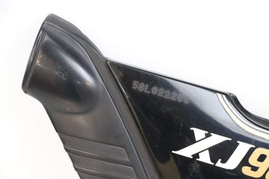 photo de TAPA BAJO ASIENTO IZQUIERDA YAMAHA XJ F 900 (1983 - 1994) - Recambio usado revisado