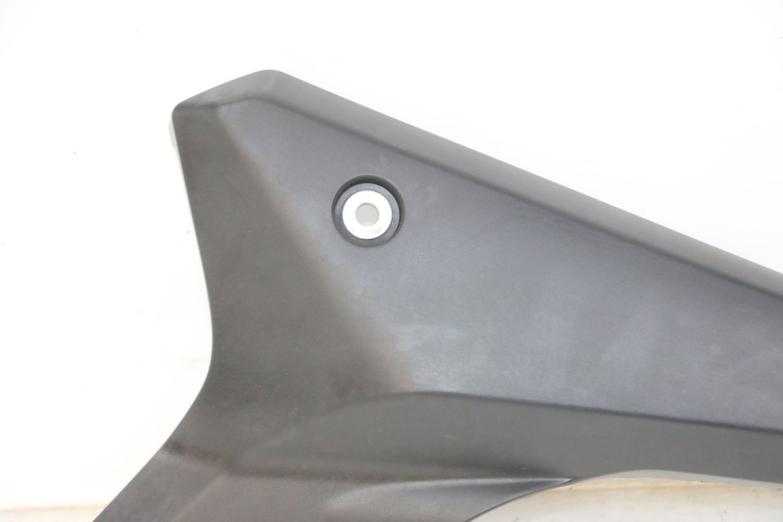 photo de TAPA BAJO ASIENTO IZQUIERDA YAMAHA XJ6 ABS 600 (2008 - 2016) - Vista general del producto