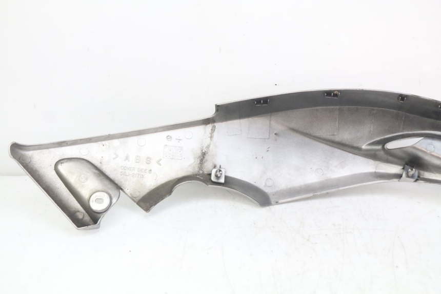 photo de TAPA BAJO ASIENTO IZQUIERDA YAMAHA XP T-MAX TMAX 500 (2004 - 2007) - Vista general del producto