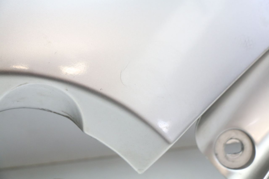 photo de TAPA BAJO ASIENTO IZQUIERDA YAMAHA XP T-MAX TMAX 500 (2004 - 2007) - Estado de la superficie y material