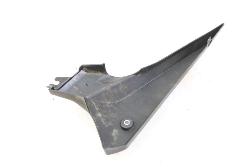 photo de TAPA BAJO ASIENTO IZQUIERDA YAMAHA XJ6 600 (2008 - 2016) - Zoom estado de uso