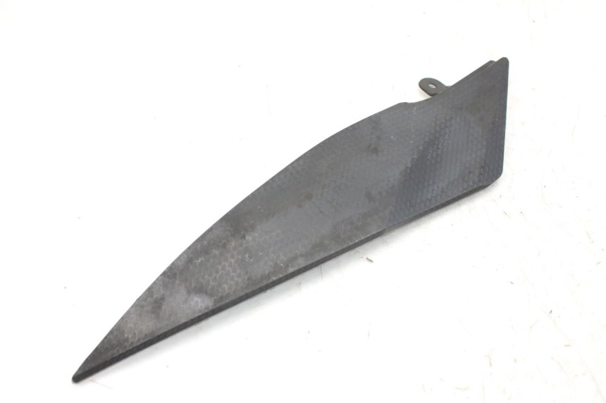 photo de TAPA DEBAJO DEL ASIENTO IZQUIERDO YAMAHA YZF R1 1000 (2007 - 2008) - Estado de la superficie y material