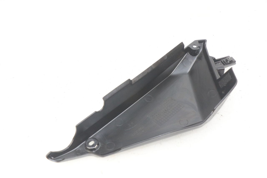 photo de TAPA DEBAJO DEL ASIENTO IZQUIERDO KAWASAKI Z 650 (2016 - 2019) - Zoom estado de uso