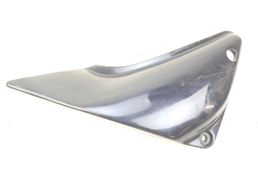 photo de TAPA DEBAJO DEL ASIENTO IZQUIERDO KAWASAKI ZEPHYR 1100 ( - 1995) - Otra perspectiva