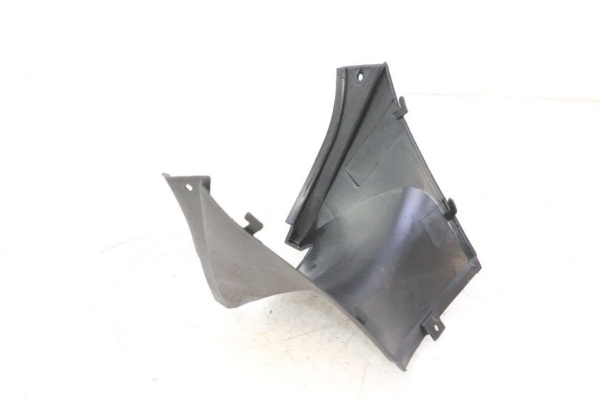 photo de TAPA BAJO ASIENTO VASTRO GP 2T 50 (2013 - 2017) - Zoom estado de uso