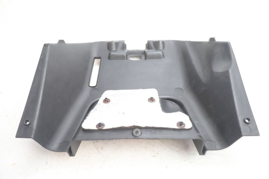 photo de TAPA BAJO ASIENTO GILERA GP 800 (2007 - 2013) - Vista general del producto