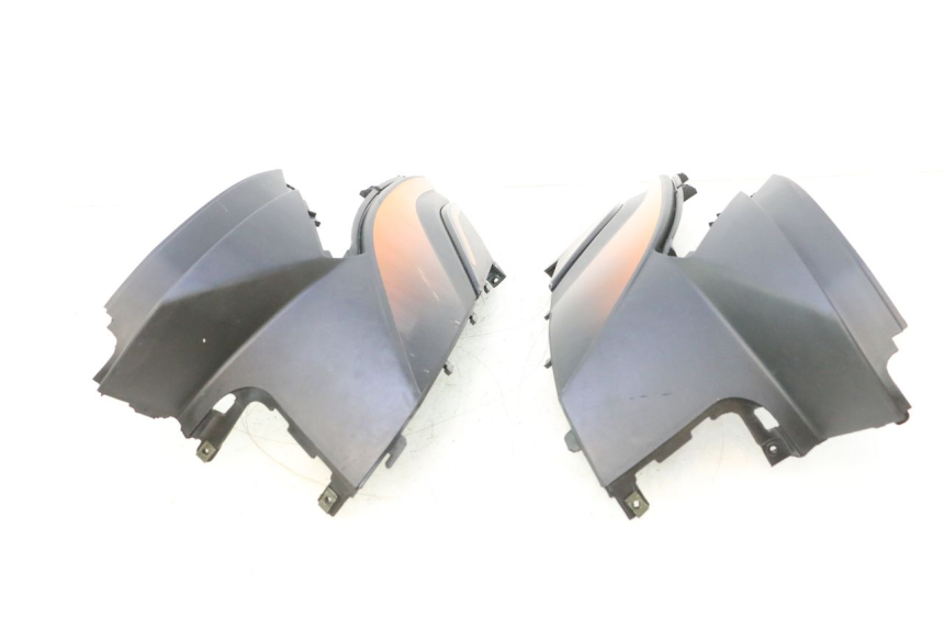 photo de TAPA DEBAJO DEL ASIENTO TNT MOTOR GRIDO 2T 50 (2010 - 2019) - Detalle de la pieza