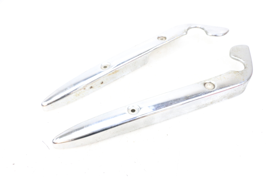 photo de TAPA BAJO ASIENTO SUZUKI GZ MARAUDER 125 (1998 - 2004) - Detalle de la pieza