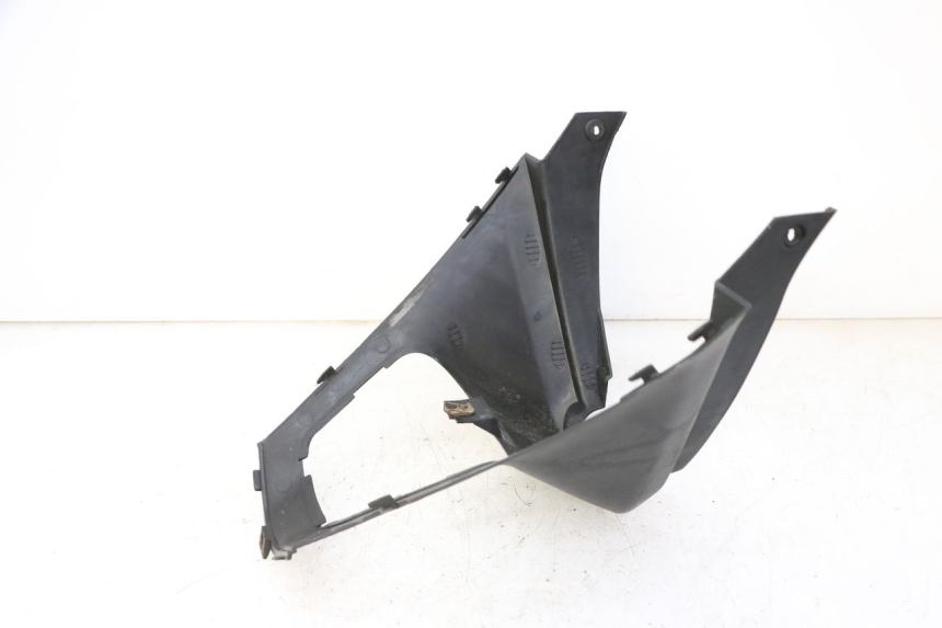 photo de TAPA BAJO ASIENTO DAELIM HISTORY 125 (2001 - 2002) - Detalle de la pieza