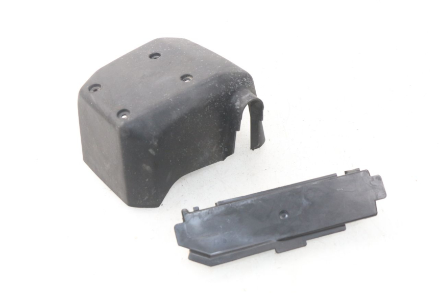 photo de TAPA BAJO ASIENTO BMW K100 1000 (1982 - 1990) - Detalle de la pieza