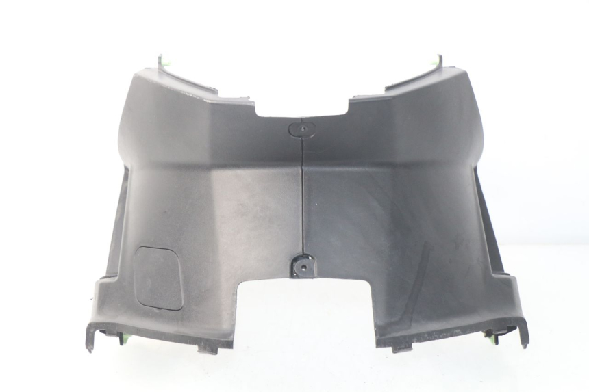 photo de TAPA DEBAJO DEL ASIENTO PEUGEOT KISBEE 2T 50 (2010 - 2017) - Primer plano técnico