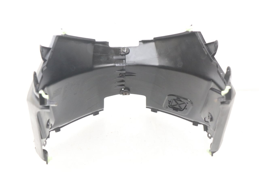 photo de TAPA DEBAJO DEL ASIENTO PEUGEOT KISBEE 2T 50 (2010 - 2017) - Primer plano técnico