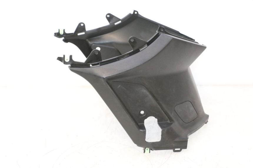 photo de TAPA BAJO ASIENTO PEUGEOT KISBEE 4T 50 (2023 - 2026) - Otra vista del artículo