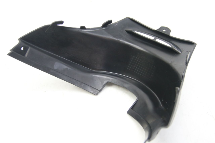 photo de TAPA DEBAJO DEL ASIENTO ORCAL KITE 4T 50 (2019 - 2023) - Estado de la superficie y material