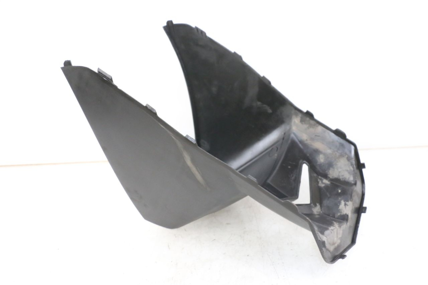 photo de TAPA BAJO EL ASIENTO KYMCO AGILITY 4T 50 (2005 - 2018) - Detalle de la pieza