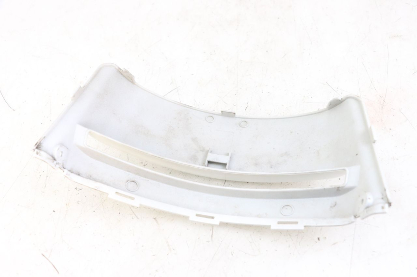 photo de TAPA BAJO EL ASIENTO KYMCO LIKE 125 (2009 - 2016) - Detalle de la pieza