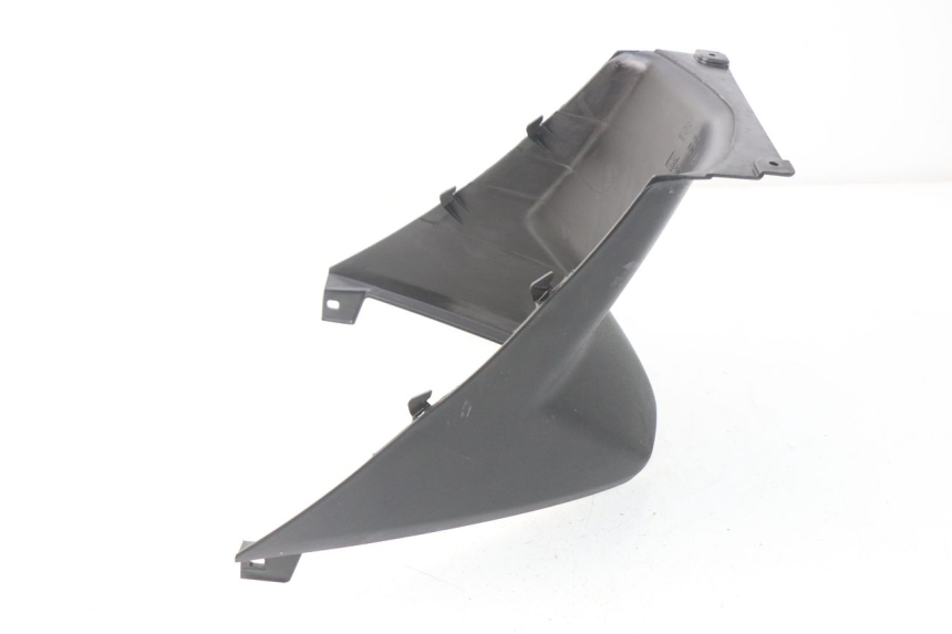 photo de TAPA BAJO ASIENTO PEUGEOT METROPOLIS 400 (2017 - 2020) - Zoom estado de uso