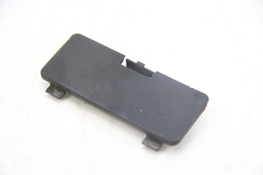 photo de TAPA DEBAJO DEL ASIENTO PIAGGIO MP3 125 (2006 - 2014) - Vista principal