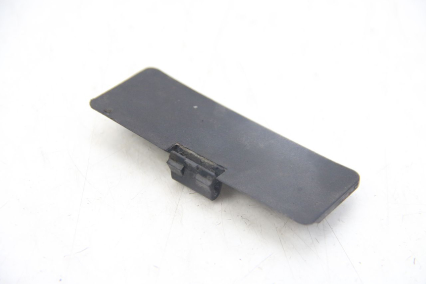 photo de TAPA DEBAJO DEL ASIENTO PIAGGIO MP3 125 (2006 - 2014) - Detalle de la pieza