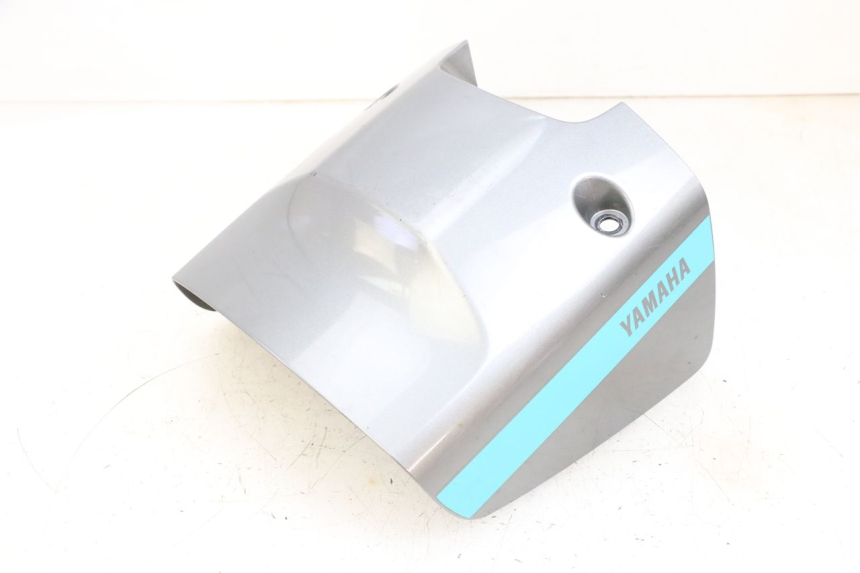 photo de TAPA BAJO ASIENTO YAMAHA NEO'S CORE 1 (2022 - 2026) - Primer plano de alta resolución